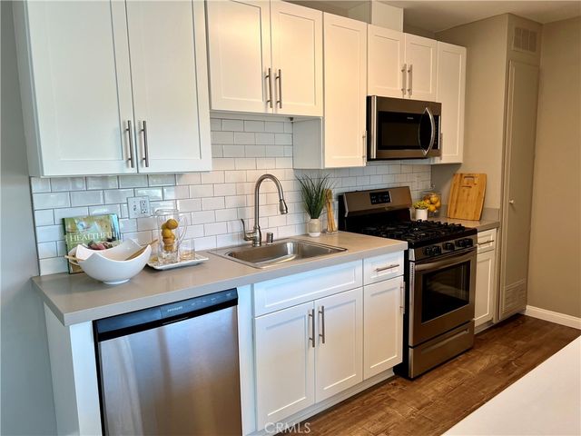 120 Roosevelt 9, Pasadena, CA 91107