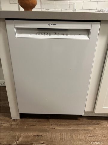 120 Roosevelt 9, Pasadena, CA 91107