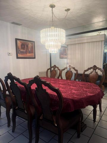 2181 NW 94TH Avenue, Pembroke Pines, FL 33024