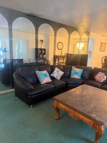 2181 NW 94TH Avenue, Pembroke Pines, FL 33024