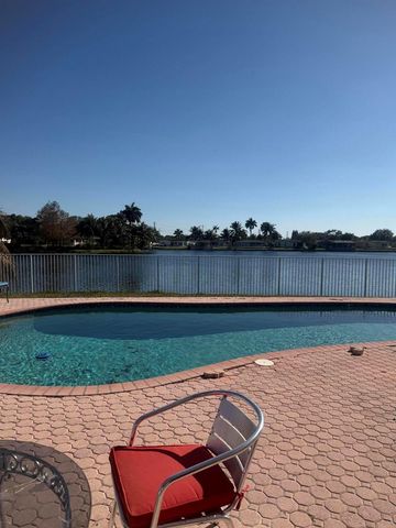2181 NW 94TH Avenue, Pembroke Pines, FL 33024