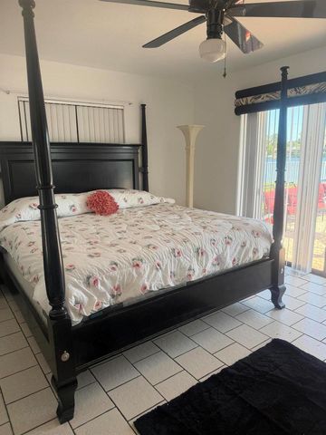 2181 NW 94TH Avenue, Pembroke Pines, FL 33024