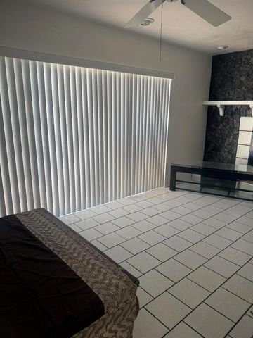 2181 NW 94TH Avenue, Pembroke Pines, FL 33024