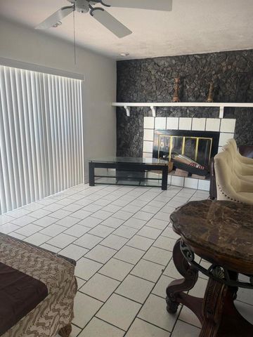 2181 NW 94TH Avenue, Pembroke Pines, FL 33024