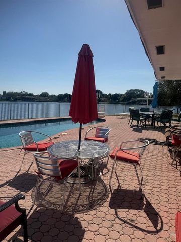 2181 NW 94TH Avenue, Pembroke Pines, FL 33024