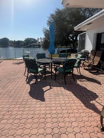 2181 NW 94TH Avenue, Pembroke Pines, FL 33024