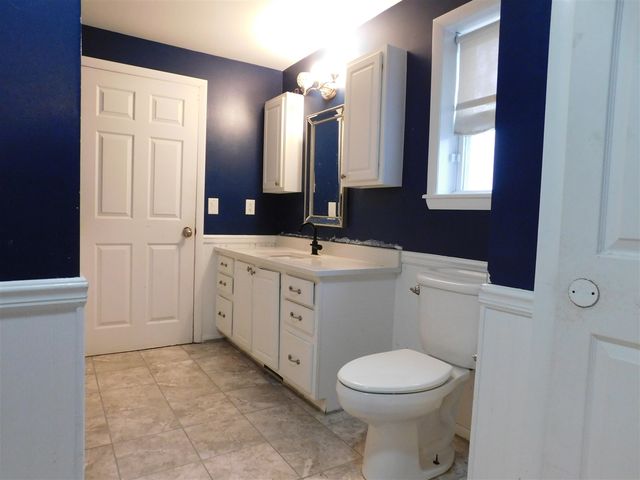 106 S Marshall Avenue, Marshall, MI 49068