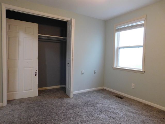 106 S Marshall Avenue, Marshall, MI 49068