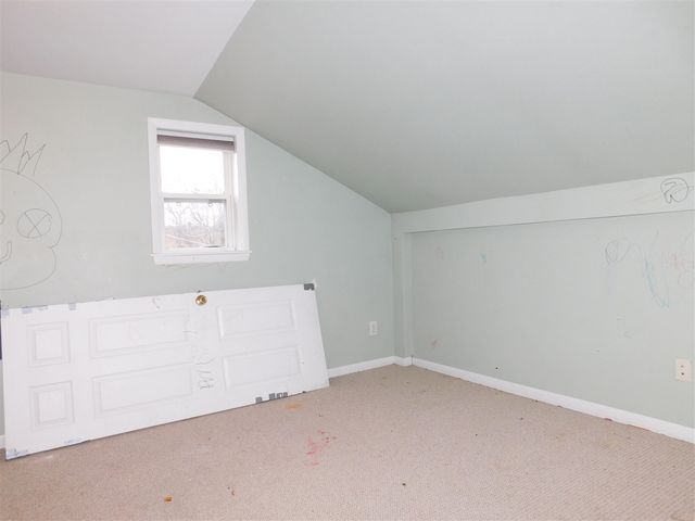 106 S Marshall Avenue, Marshall, MI 49068