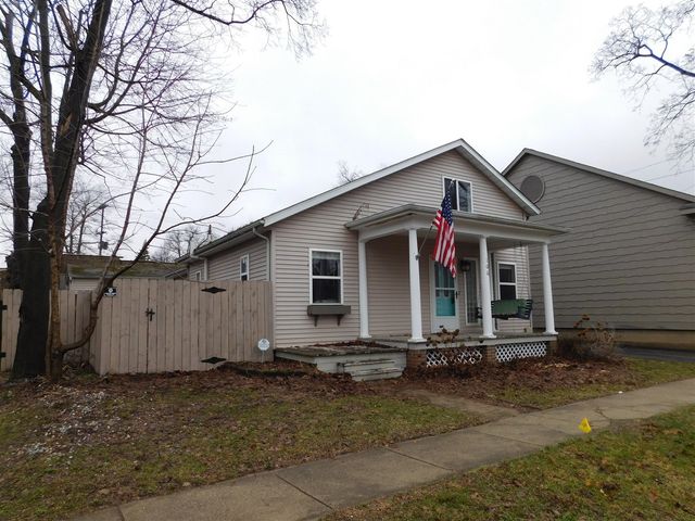 106 S Marshall Avenue, Marshall, MI 49068