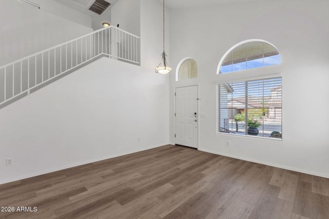 16033 S 17TH Lane, Phoenix, AZ 85045