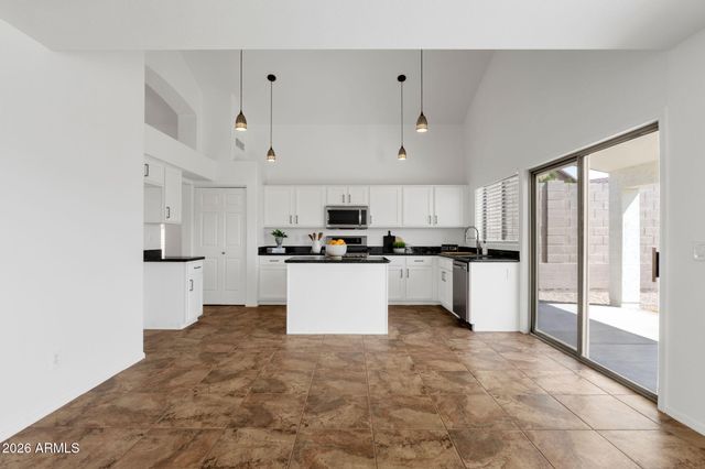 16033 S 17TH Lane, Phoenix, AZ 85045