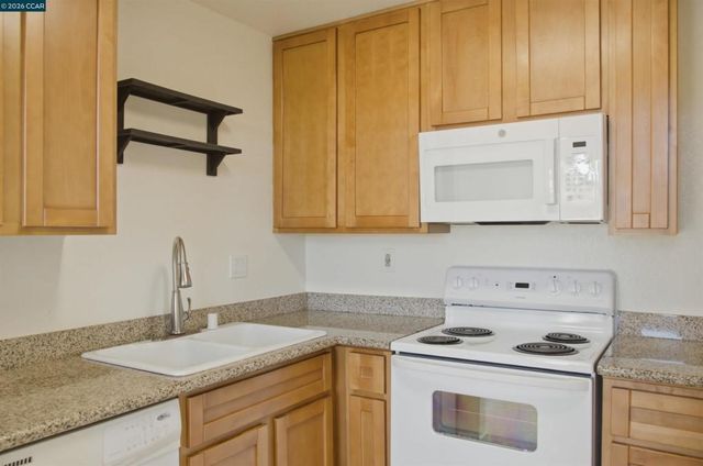 90 Glenwood, Hercules, CA 94547