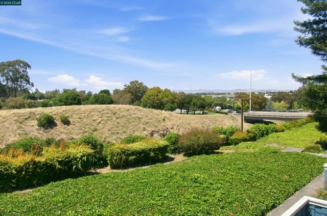 90 Glenwood, Hercules, CA 94547