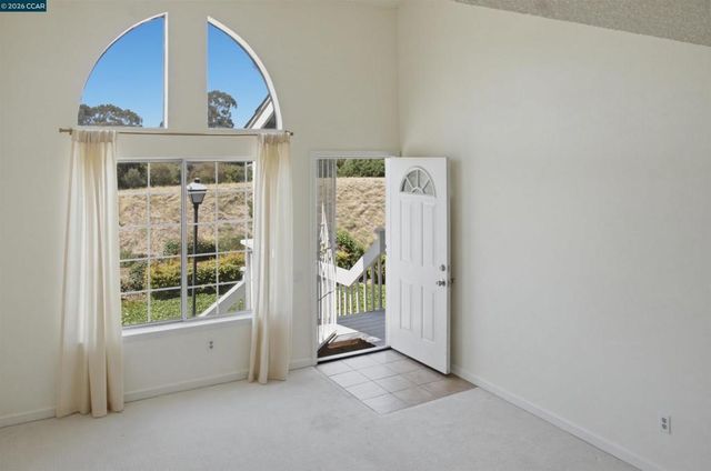 90 Glenwood, Hercules, CA 94547