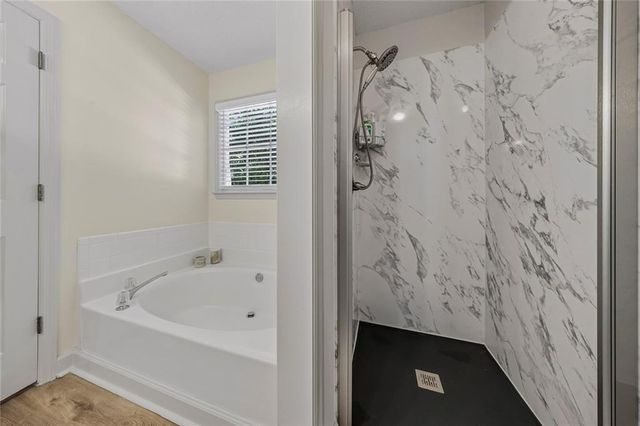 916 Fernwood Road, Woodstock, GA 30189