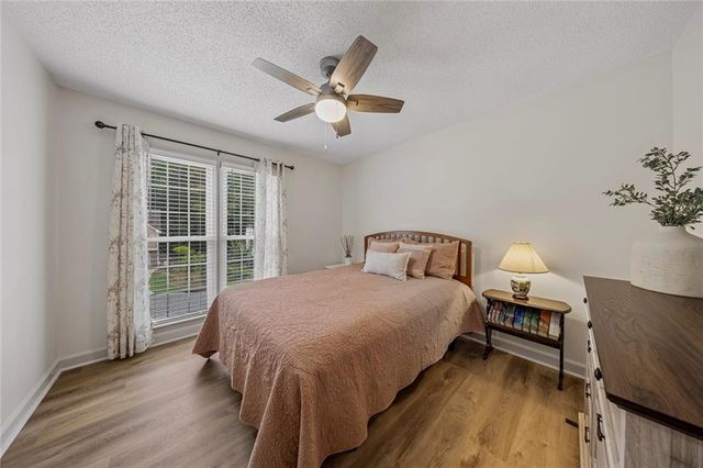 916 Fernwood Road, Woodstock, GA 30189