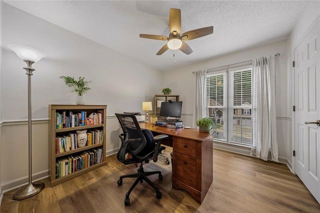 916 Fernwood Road, Woodstock, GA 30189
