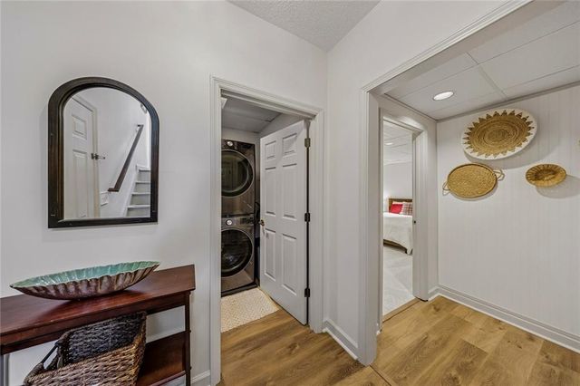 916 Fernwood Road, Woodstock, GA 30189