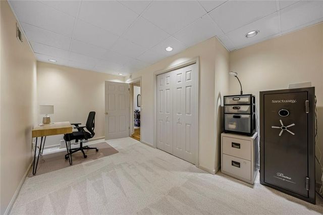 916 Fernwood Road, Woodstock, GA 30189