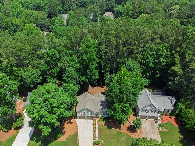 916 Fernwood Road, Woodstock, GA 30189
