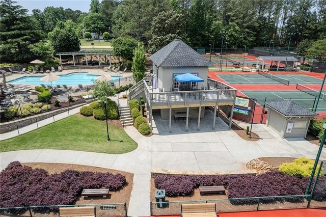 916 Fernwood Road, Woodstock, GA 30189