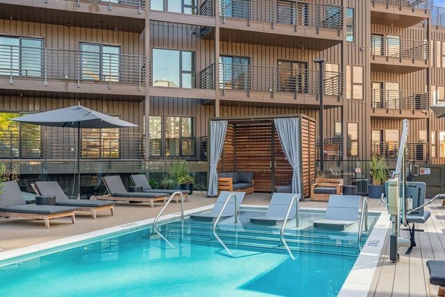 635 7th Ave S Apt 504, Nashville, TN 37203