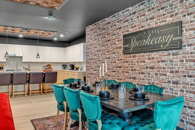 635 7th Ave S Apt 504, Nashville, TN 37203