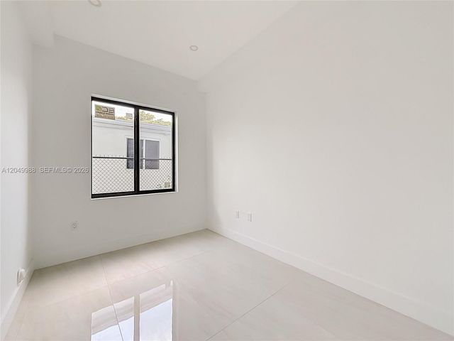 3730 SW 28th St, Miami, FL 33134