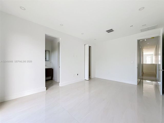 3730 SW 28th St, Miami, FL 33134