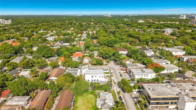 3730 SW 28th St, Miami, FL 33134