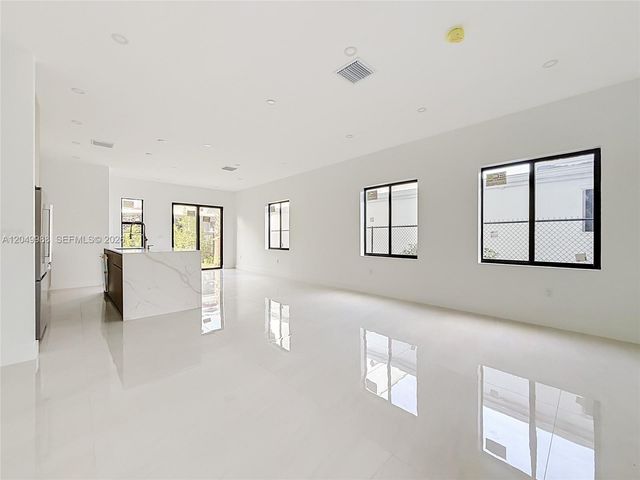 3730 SW 28th St, Miami, FL 33134