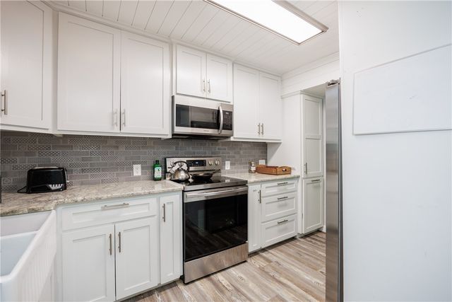 13801 Suntan Ave, Corpus Christi, TX 78418