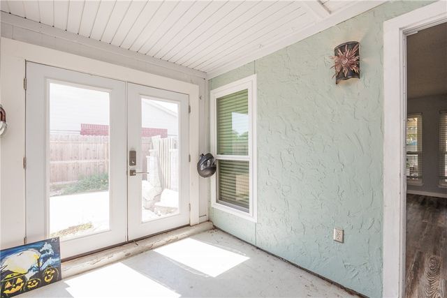 13801 Suntan Ave, Corpus Christi, TX 78418