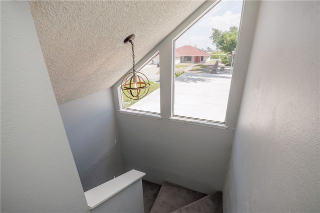 13801 Suntan Ave, Corpus Christi, TX 78418
