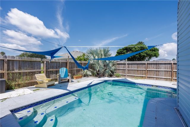 13801 Suntan Ave, Corpus Christi, TX 78418