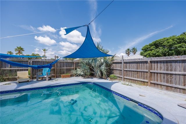 13801 Suntan Ave, Corpus Christi, TX 78418