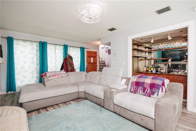 13801 Suntan Ave, Corpus Christi, TX 78418