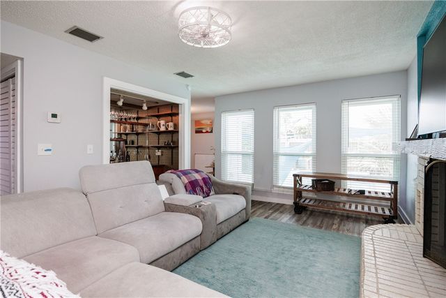13801 Suntan Ave, Corpus Christi, TX 78418