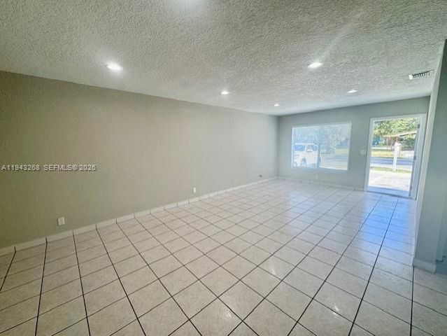 260 SW 8th Ave B, Hallandale Beach, FL 33009