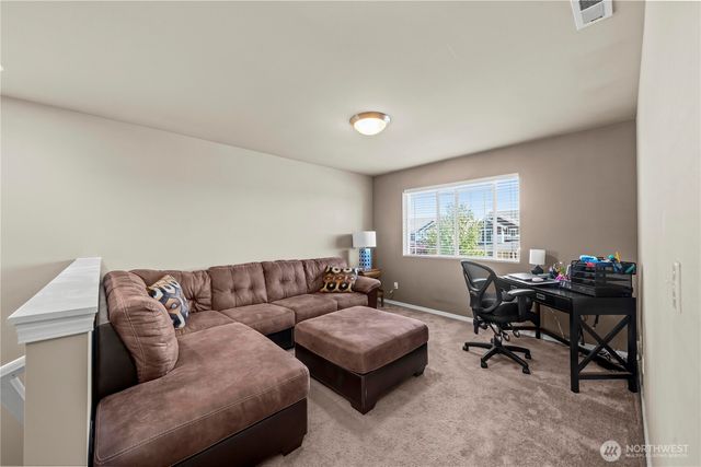 18834 110th Ave Ct E, Puyallup, WA 98374