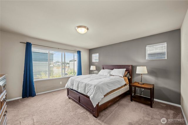 18834 110th Ave Ct E, Puyallup, WA 98374