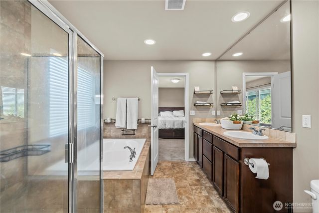 18834 110th Ave Ct E, Puyallup, WA 98374
