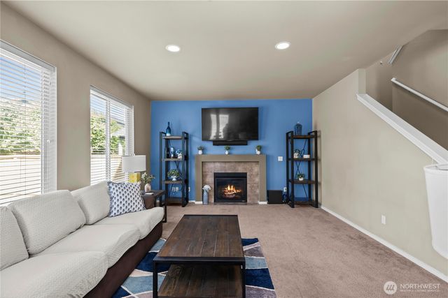 18834 110th Ave Ct E, Puyallup, WA 98374