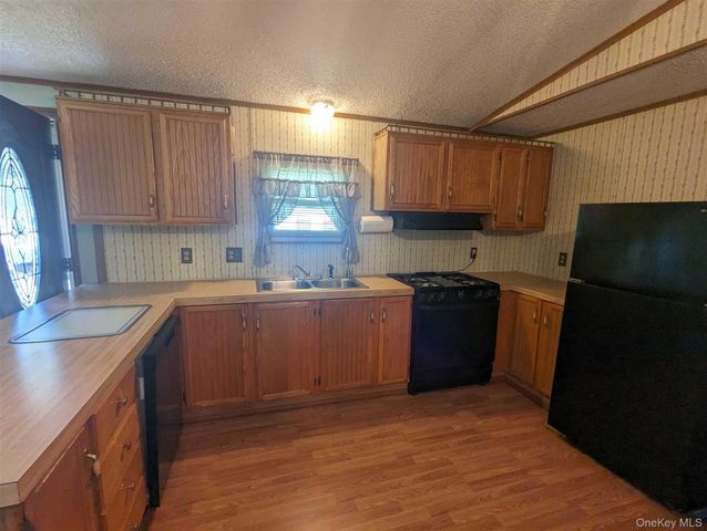 132 North Montgomery Street C11, Walden, NY 12586