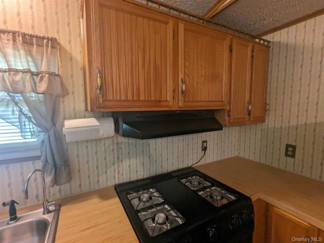 132 North Montgomery Street C11, Walden, NY 12586