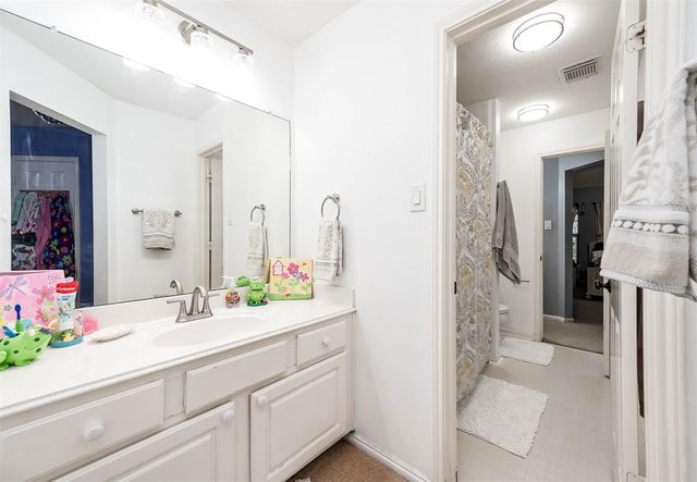 2807 Canyon Drive, Pearland, TX 77584