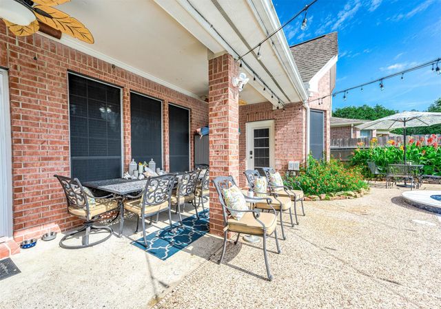 2807 Canyon Drive, Pearland, TX 77584