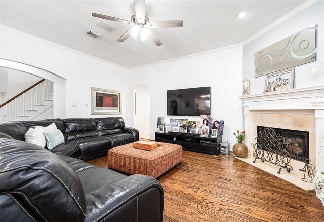 2807 Canyon Drive, Pearland, TX 77584