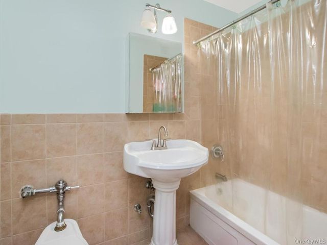2750 Johnson Avenue 7C, Bronx, NY 10463